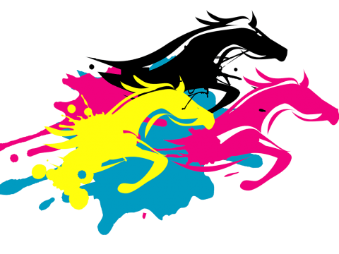 pędzące konie w różnych kolorach